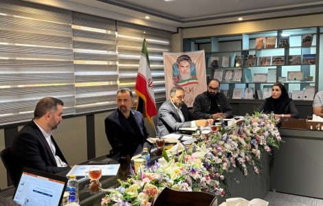 نشست مدیرعامل شرکت تجهیز محیط با دکتر احمد محمدیان با محوریت «تحول کسب‌وکار، تحول دیجیتال و تعالی سازمانی» برگزار شد.